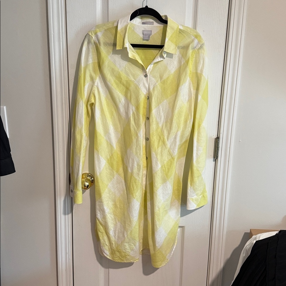 Chico's Lemon and Cream Checkered Long-line Top